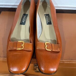 Bally Bellezza Pertisa Made In
Switzerland Leather Slip-On Heels